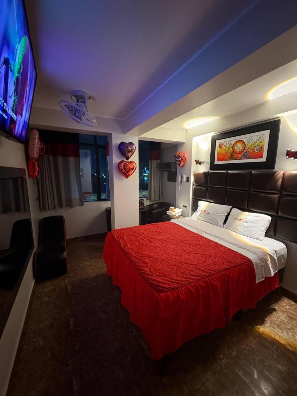 Hostel W Iskay Lima